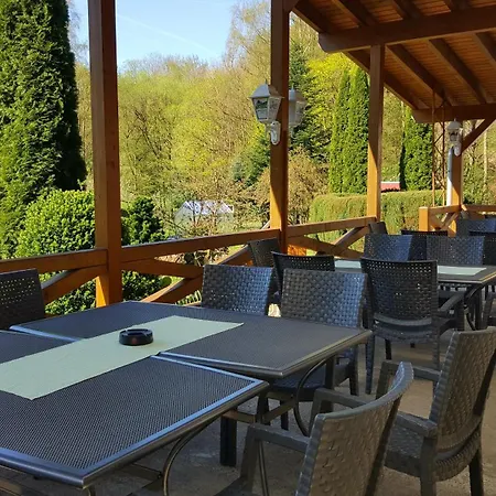 Hotel-gasthof-sonneneck * Schalkau